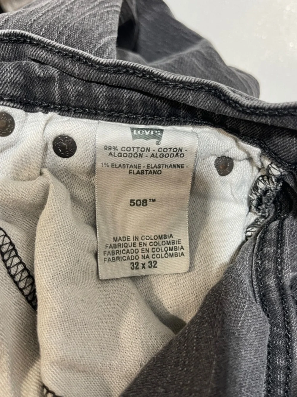 Levi's Men's Slim Straight Jeans in Black Wash - Picture 2 of 4